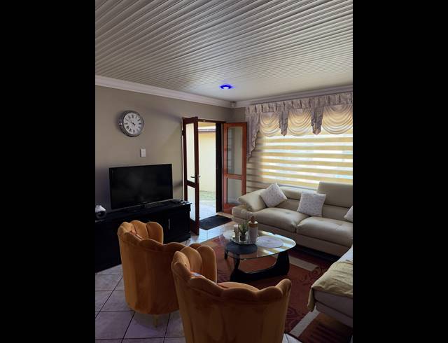 4 BEDROOM CLUSTER FOR SALE IN LIEFDE EN VREDE